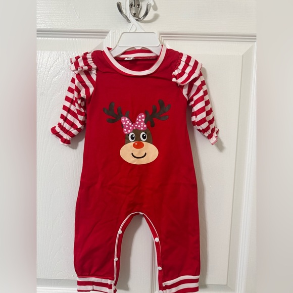 **NEW** Baby Reindeer 4 Piece Set - Picture 1 of 6